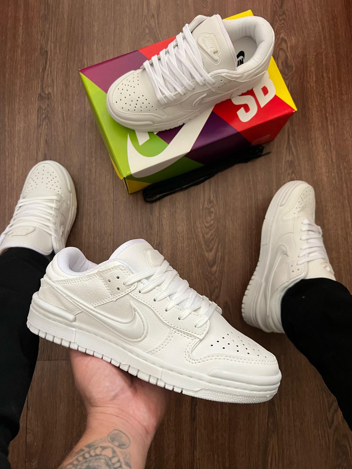 NIKE LOW TWIST