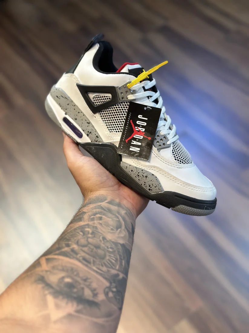 Nike Air Jordan 4